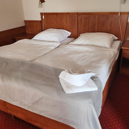 Hotel Dowhan Nowe 外观 照片