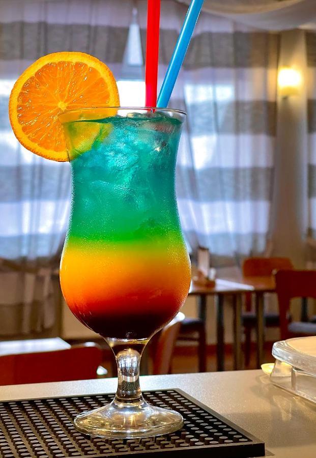 Hotel Dowhan Nowe 外观 照片