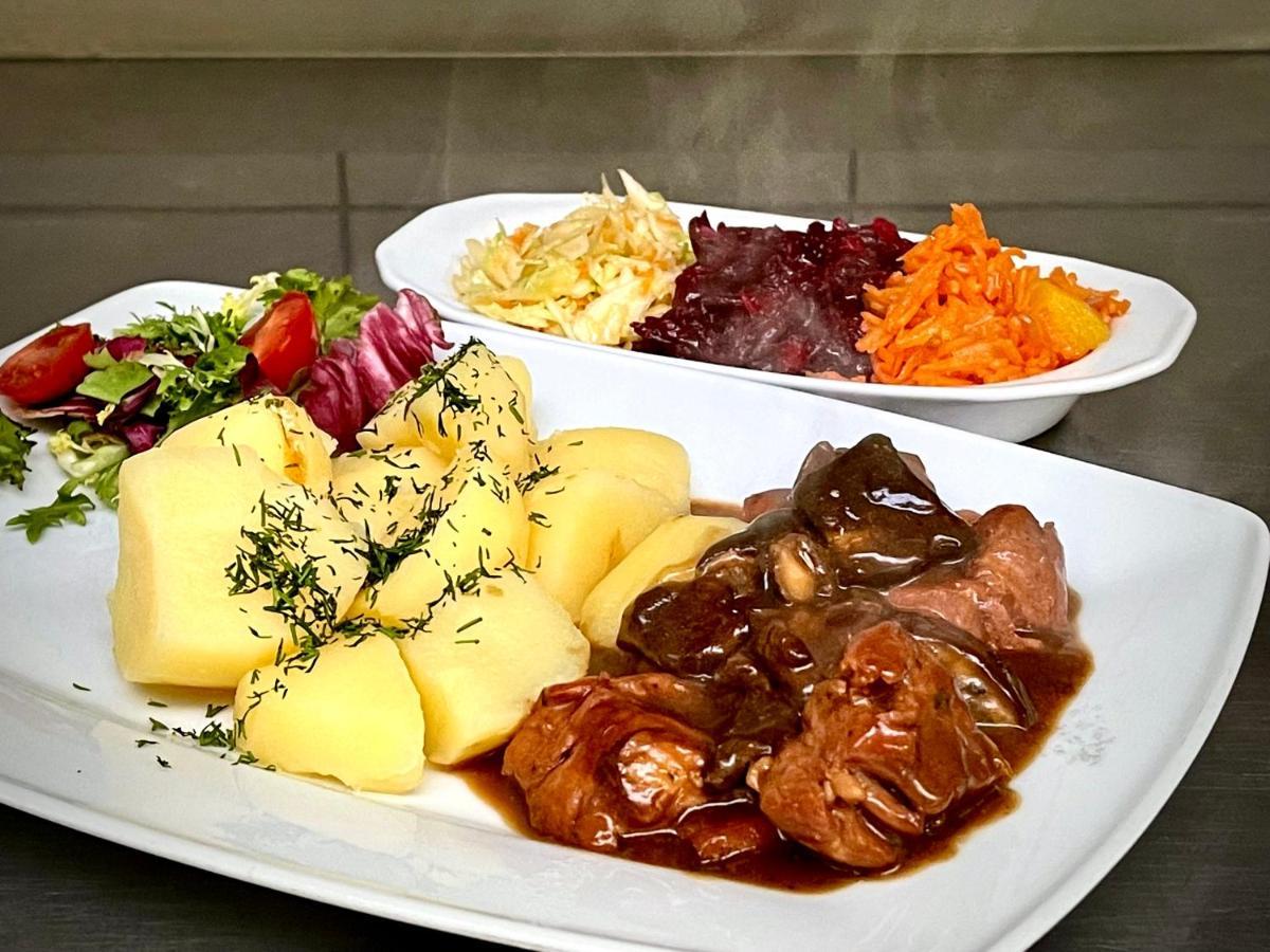 Hotel Dowhan Nowe 外观 照片