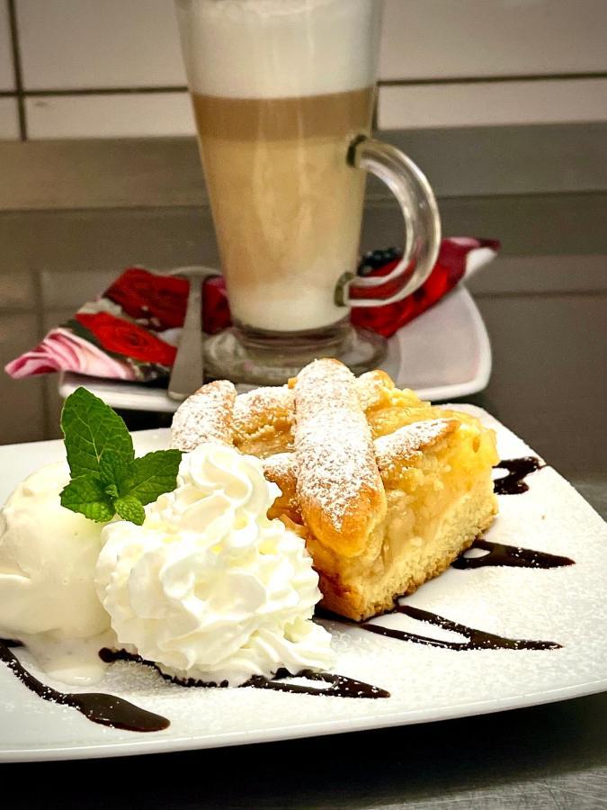 Hotel Dowhan Nowe 外观 照片